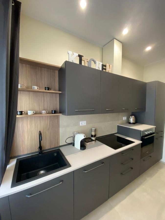 Levante Apartment And Room Bari Exterior photo