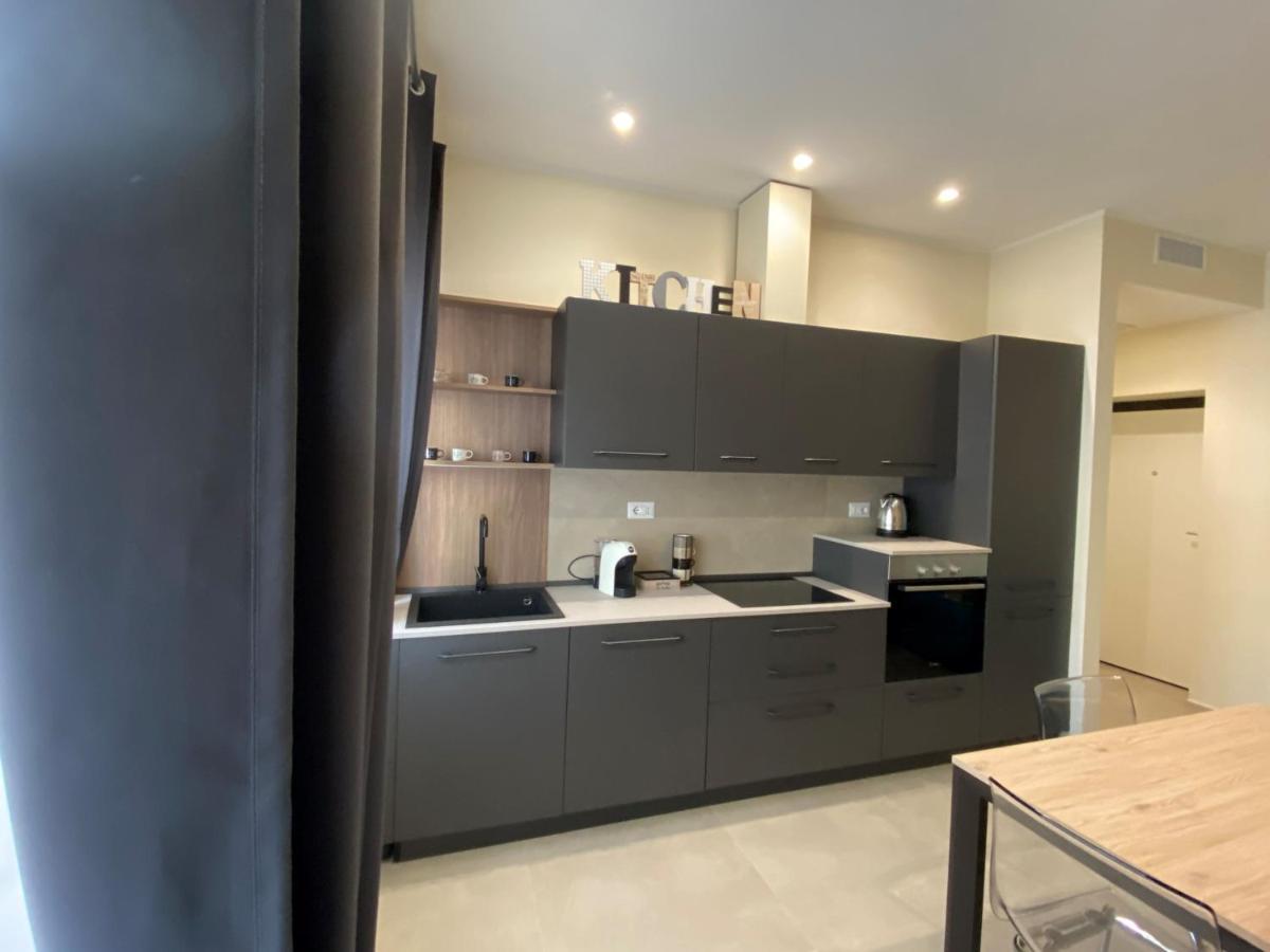 Levante Apartment And Room Bari Exterior photo