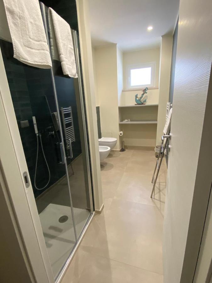 Levante Apartment And Room Bari Exterior photo