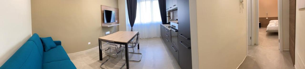 Levante Apartment And Room Bari Exterior photo