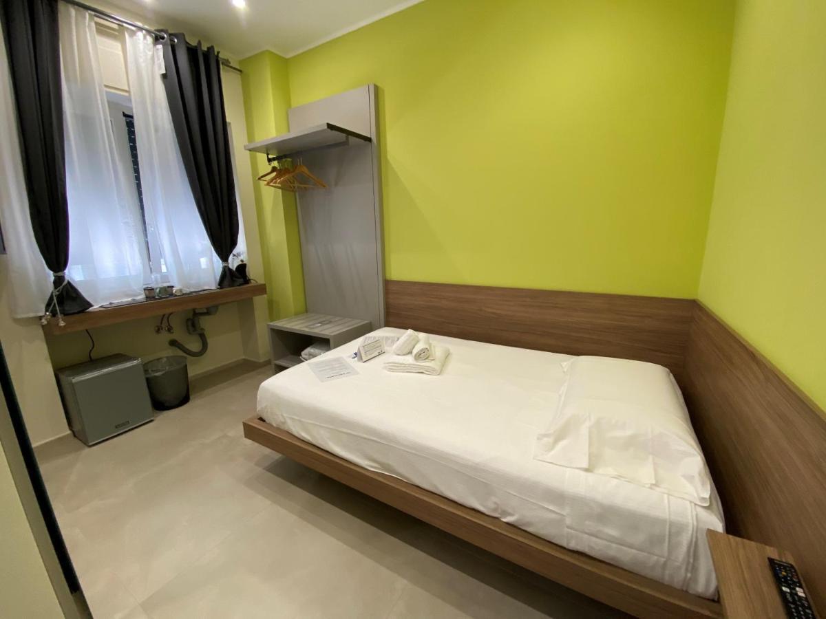 Levante Apartment And Room Bari Exterior photo